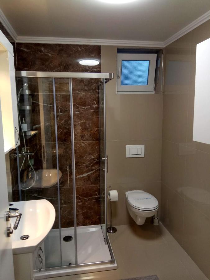 Apartment Cherry Gold Zrenjanin Buitenkant foto